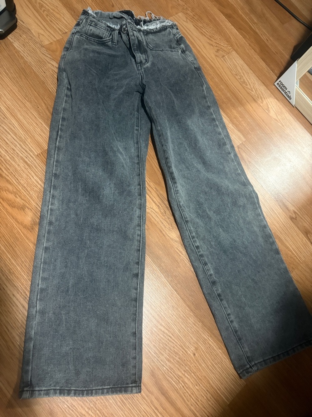 PrettyLittleThing Grey Washed Straight Leg Jeans
